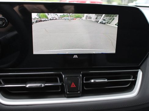 New 2026 Chevrolet TrailBlazer LT w/ Driver Confidence Package FWD image 35