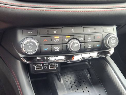 New 2026 Dodge Durango GT w/ Blacktop Package AWD/4WD image 18