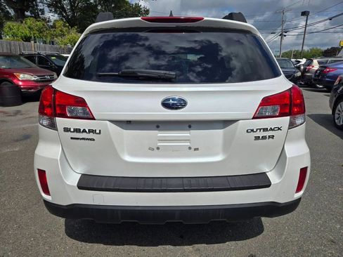 Used 2013 Subaru Outback 3.6R Limited image 10