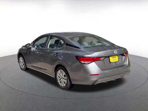 Used 2025 Nissan Sentra S FWD image 11