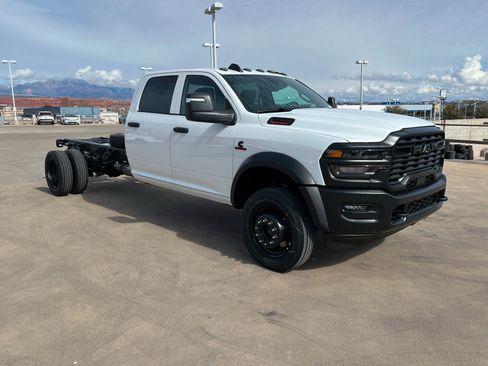 New 2026 RAM 5500 Tradesman AWD/4WD image 7