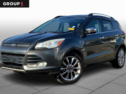 Used 2016 Ford Escape SE w/ SE Chrome Package