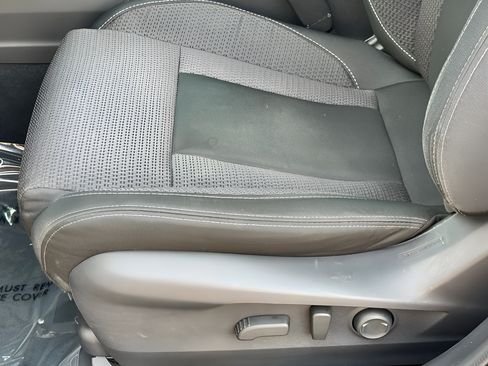 Used 2023 Subaru Outback Premium AWD/4WD image 15