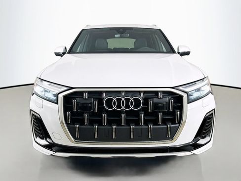 Used 2025 Audi Q7 3.0T Premium Plus AWD/4WD image 2