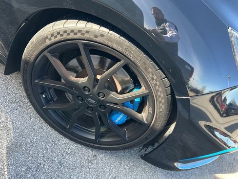 Used 2017 Ford Focus RS image 4