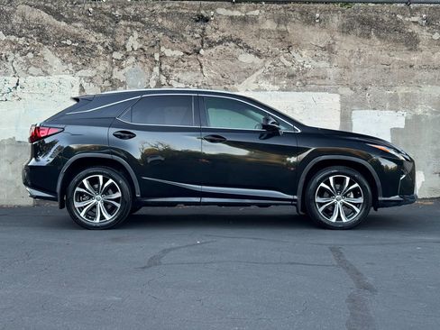 Used 2018 Lexus RX 350 FWD w/ Premium Package image 5