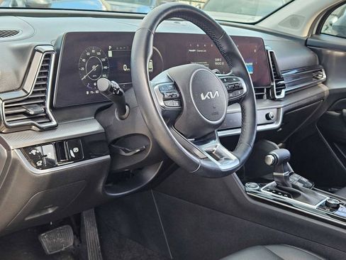 Certified 2024 Kia Sportage SX image 2