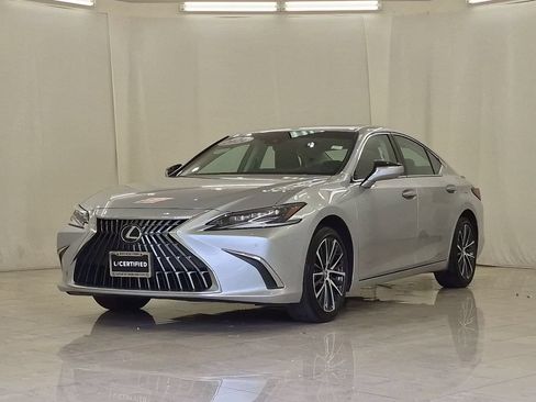 Certified 2024 Lexus ES 300h w/ Premium Package FWD image 4