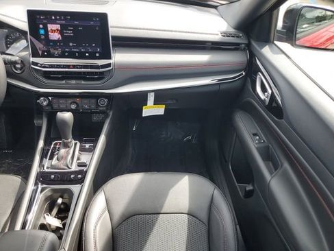 New 2026 Jeep Compass Trailhawk image 19