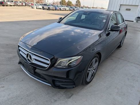Used 2019 Mercedes-Benz E 300 4MATIC image 25
