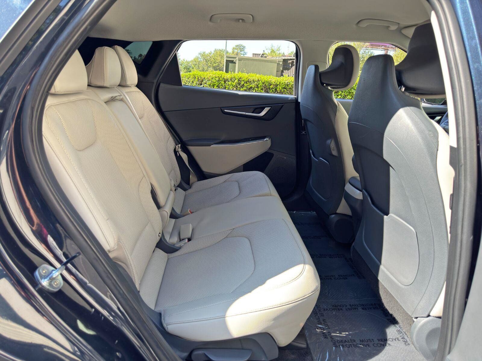 Used 2022 Kia EV6 Wind RWD image 40