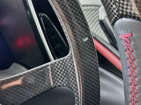 Used 2025 Ferrari Roma Spider RWD image 21
