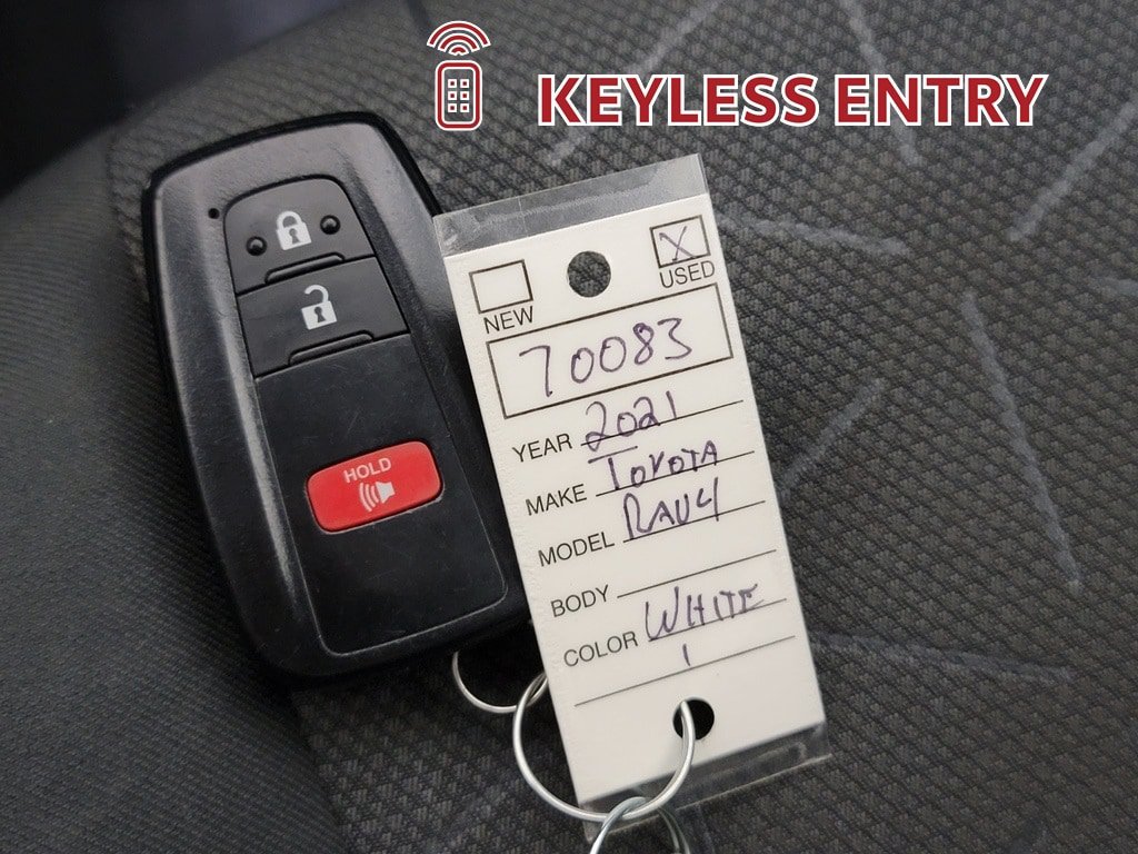 Used 2021 Toyota RAV4 XLE FWD image 29