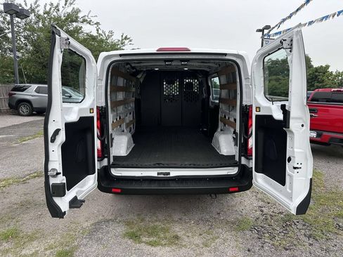 Used 2025 Ford Transit 250 Low Roof w/ Exterior Upgrade Package RWD image 8