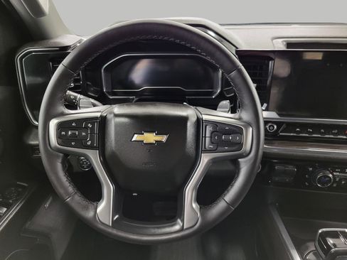 Used 2023 Chevrolet Silverado 1500 LTZ image 5