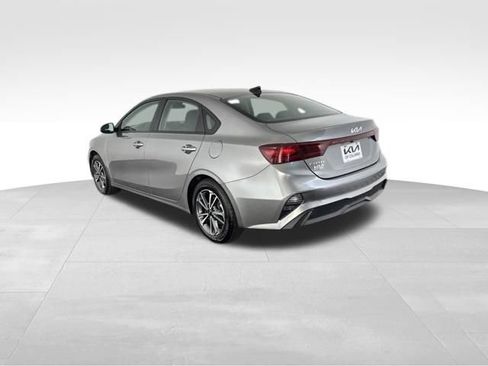 Certified 2023 Kia Forte LXS FWD image 9
