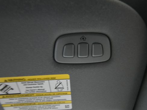 Used 2022 Ford F150 Lariat w/ Equipment Group 502A High image 25