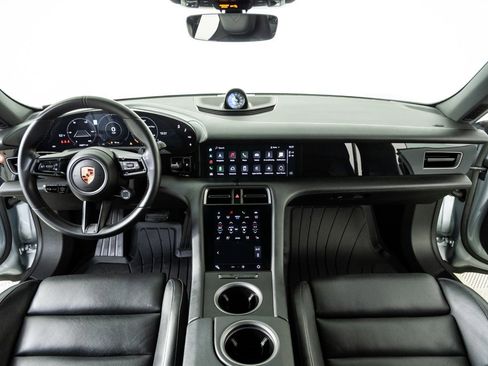 Used 2021 Porsche Taycan 4S w/ Premium Package image 19