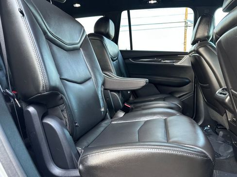 Used 2020 Cadillac XT6 Sport image 26