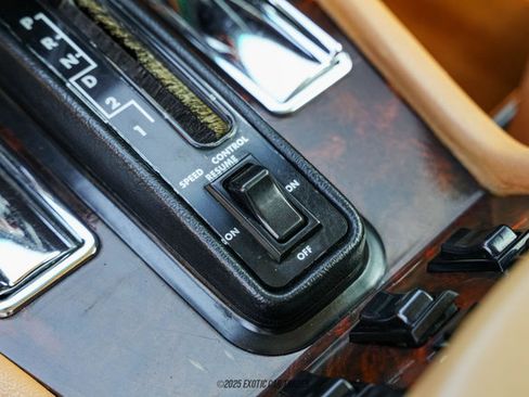 Used 1987 Jaguar XJ6 RWD image 57