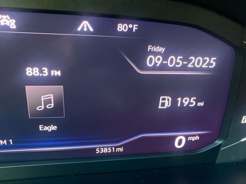 Used 2020 Volkswagen Tiguan SEL Premium R-Line image 11