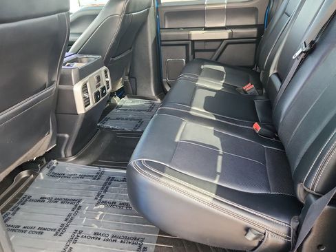 Used 2019 Ford F150 Lariat w/ Equipment Group 502A Luxury AWD/4WD image 10