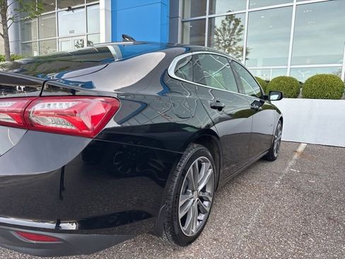 Used 2022 Chevrolet Malibu LT FWD image 4