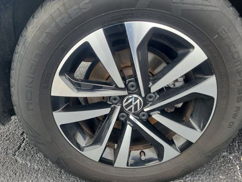 Used 2023 Volkswagen Tiguan S FWD image 7