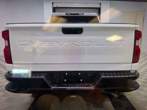 Used 2025 Chevrolet Silverado 2500 Custom w/ Z71 Off-Road Package image 15