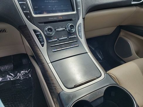 Used 2020 Lincoln Nautilus Reserve w/ Equipment Group 202A AWD/4WD image 20