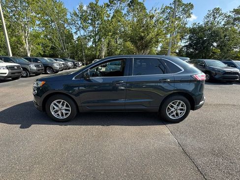 Used 2024 Ford Edge SEL w/ Convenience Package AWD/4WD image 2