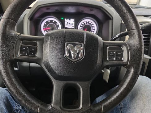 Used 2013 RAM 1500 Classic SLT image 31