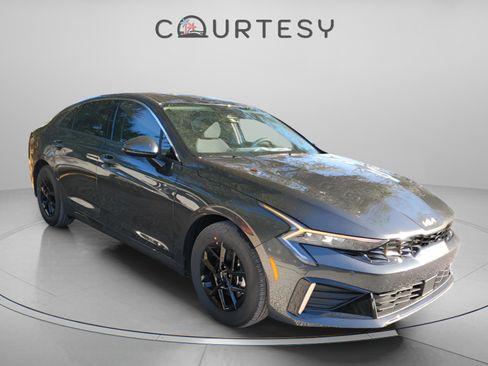 New 2026 Kia K5 LXS image 5