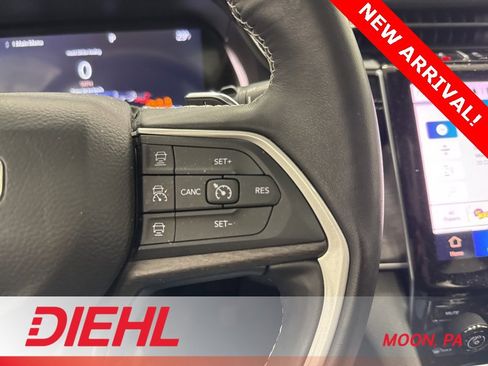 Certified 2022 Jeep Grand Cherokee Limited image 27