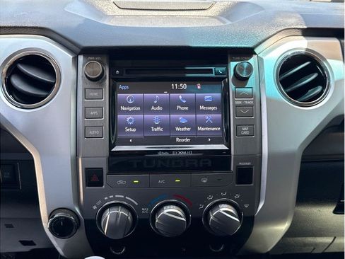 Used 2014 Toyota Tundra SR5 w/ SR5 Upgrade Package AWD/4WD image 31