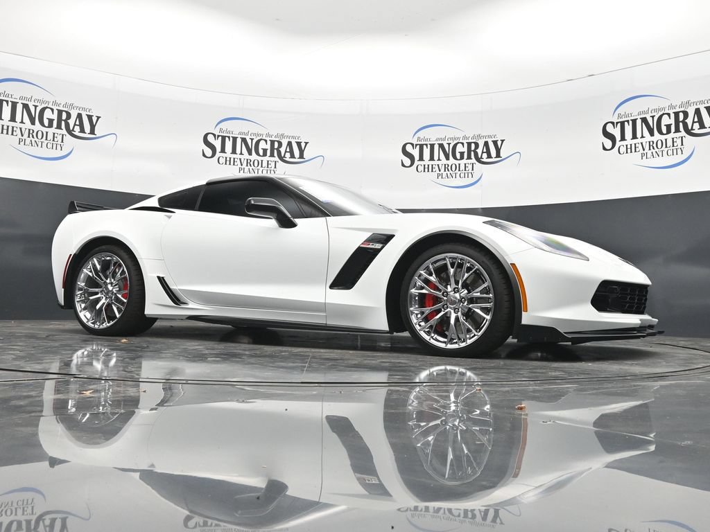 Used 2019 Chevrolet Corvette Z06 RWD image 26