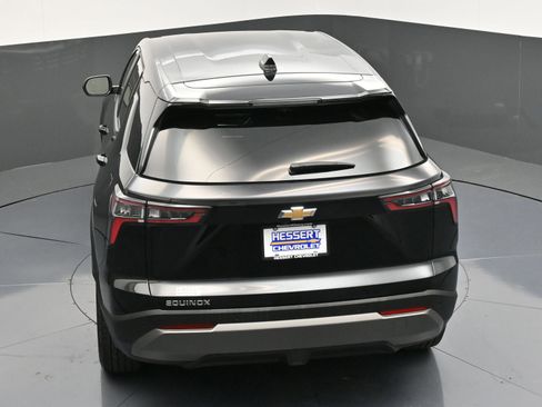Used 2025 Chevrolet Equinox LT w/ Safety and Technology Package image 45