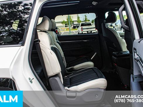Used 2024 Kia EV9 GT-Line AWD/4WD image 22