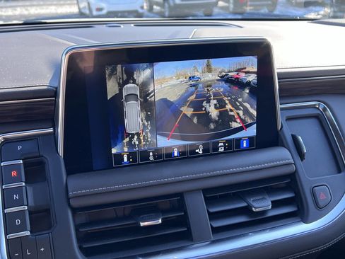 Used 2023 Chevrolet Tahoe Z71 w/ Luxury Package image 26