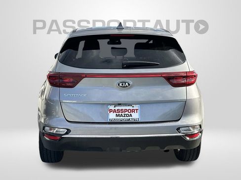 Used 2020 Kia Sportage LX w/ LX Popular Package image 3
