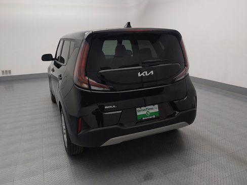Used 2024 Kia Soul LX image 6