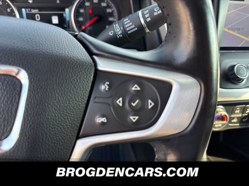 Used 2019 GMC Acadia SLT FWD image 6