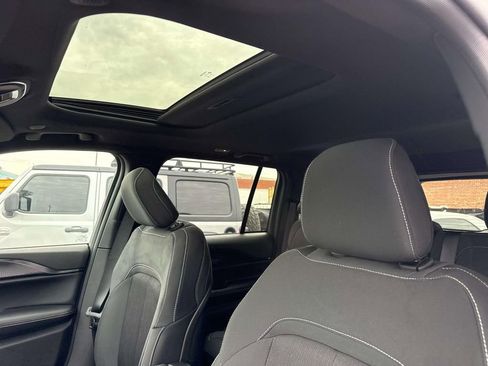 New 2025 Jeep Grand Cherokee Laredo X image 23