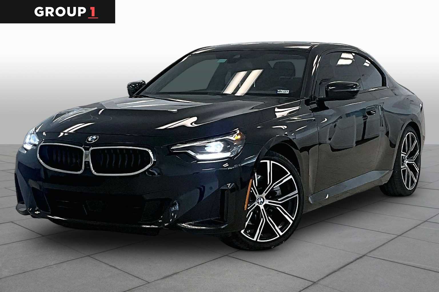 Used 2024 BMW 230i Coupe w/ Convenience Package RWD image 1