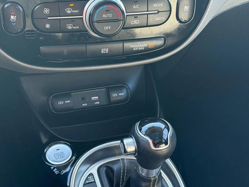 Used 2016 Kia Soul + w/ Primo Package image 21