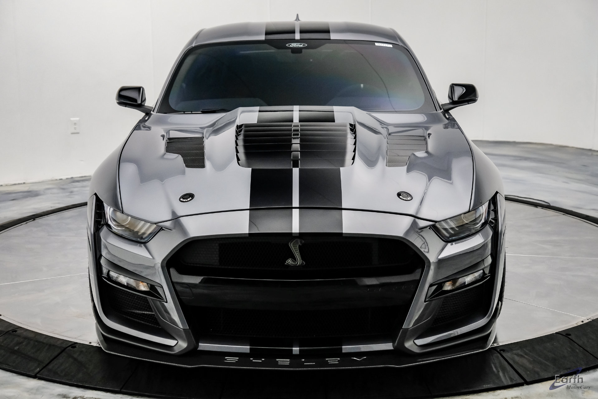 Used 2021 Ford Mustang Shelby GT500 w/ Technology Package RWD image 34