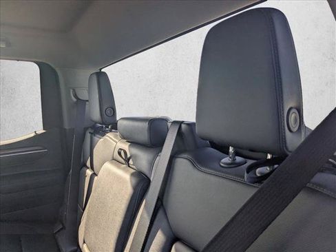 Used 2025 GMC Sierra 1500 SLT RWD image 15