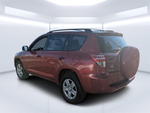 Used 2012 Toyota RAV4 FWD image 5