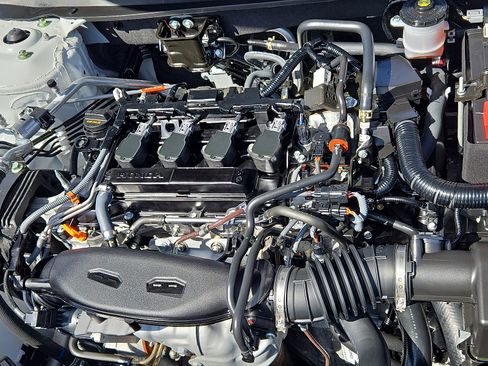 Certified 2025 Honda Accord SE image 27