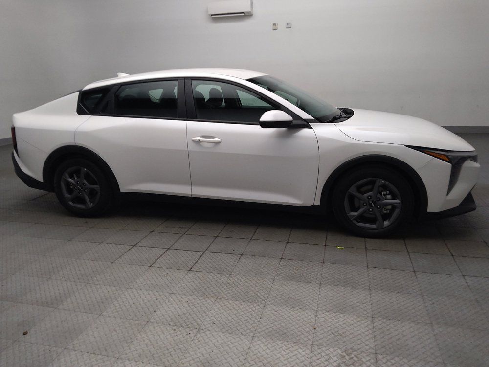 Used 2025 Kia K4 FWD image 11